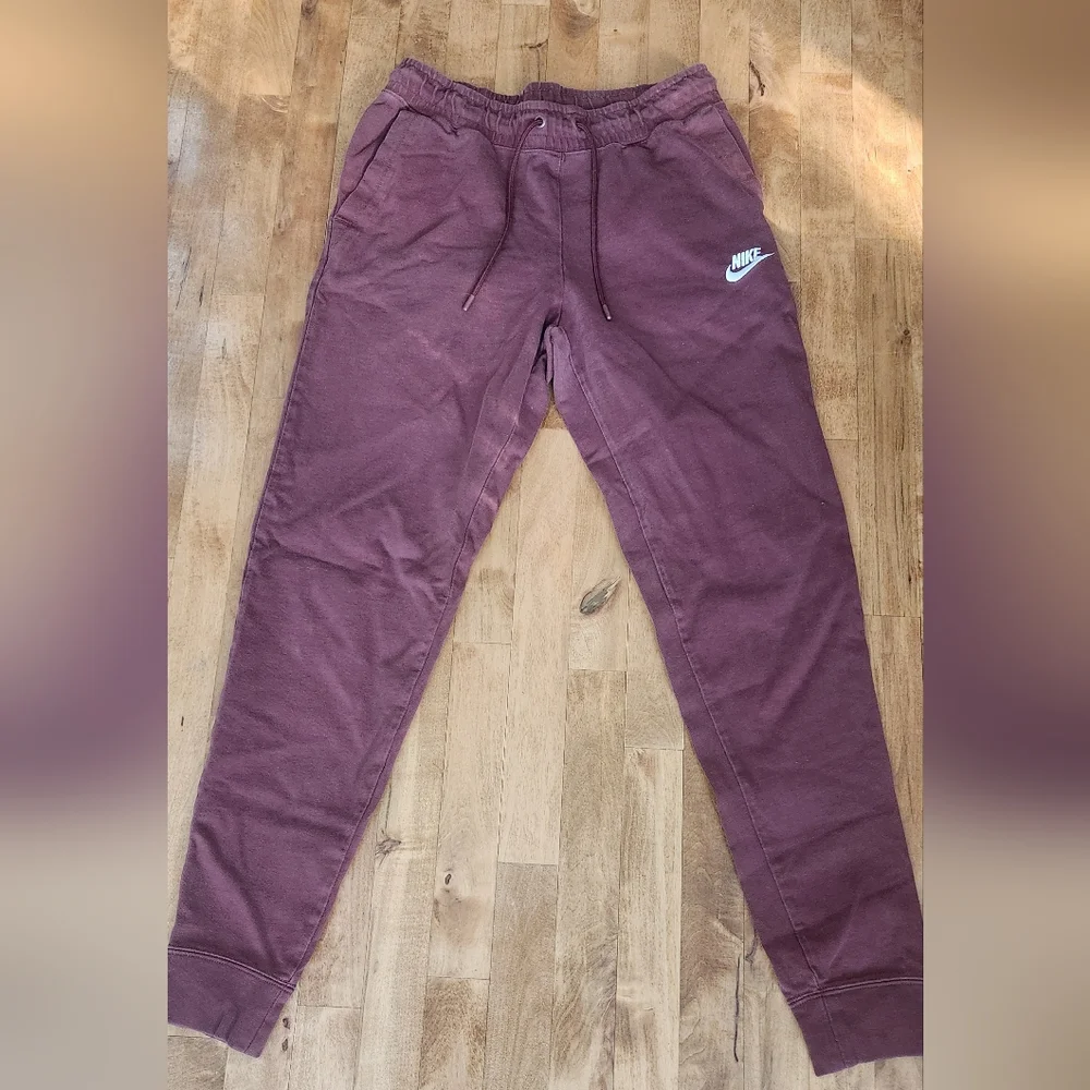 Nike Sweatpants - Maroon - Picture 1 of 8